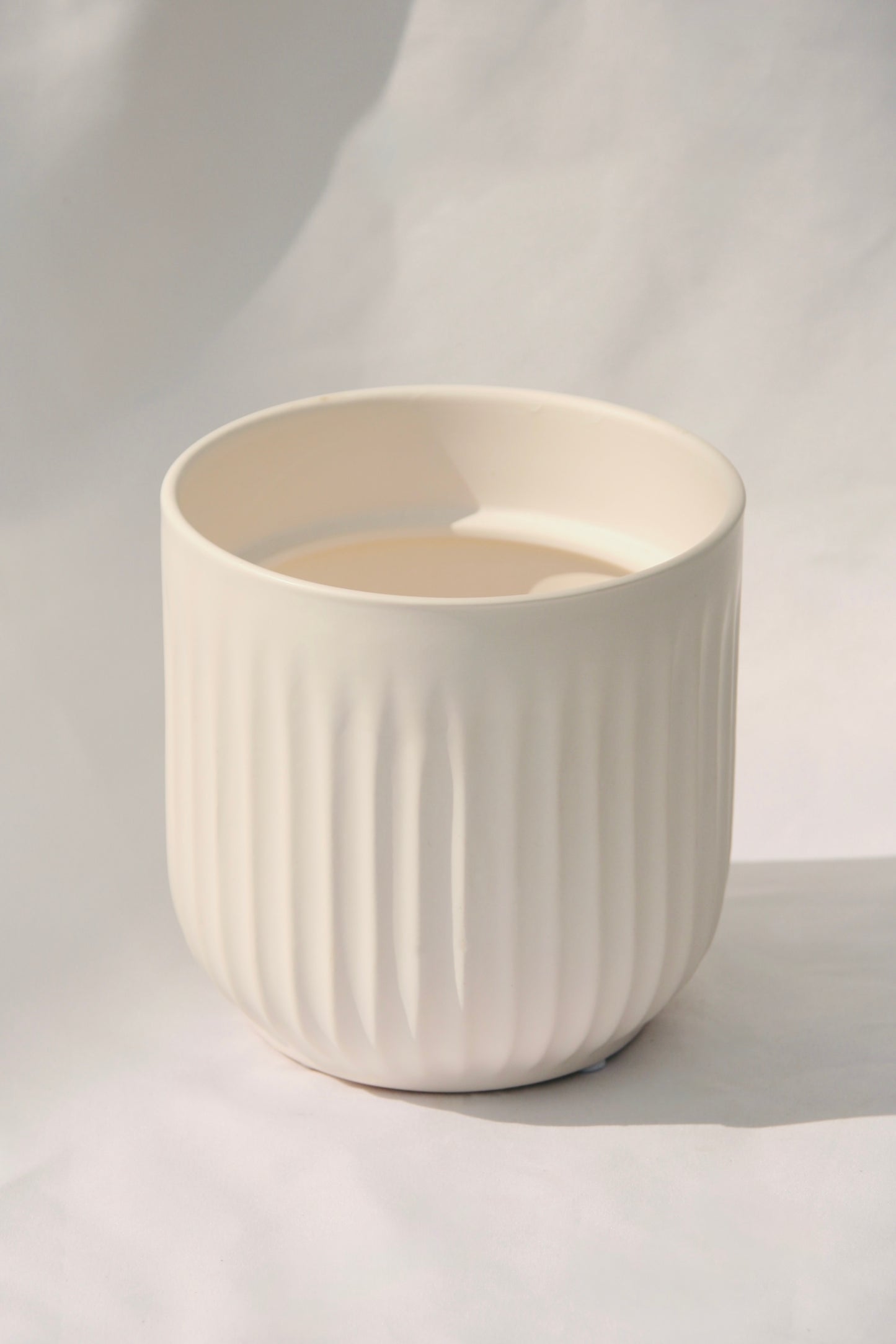 Sai 5" White Plant Pot